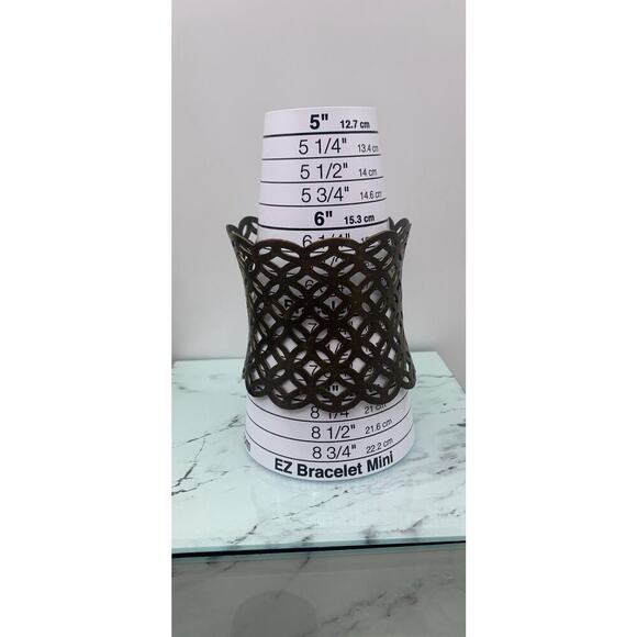 Vintage Rustic Antiqued Gold Tone Wide Curved Cut Outs Cuff Bangle Bracelet Boho - Picture 4 of 5